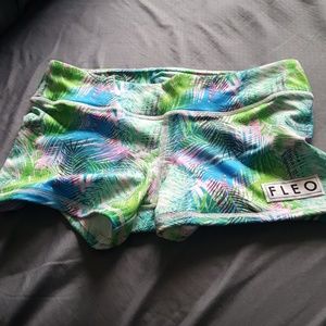 Fleo from the barbella box